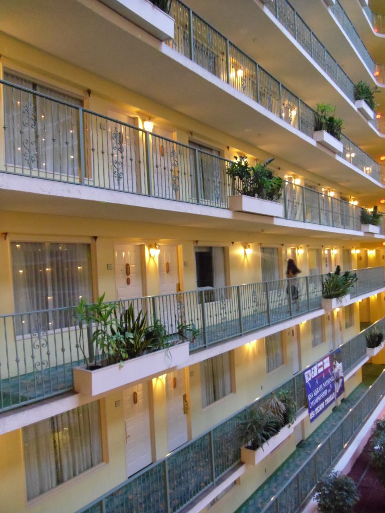 128 Atrium