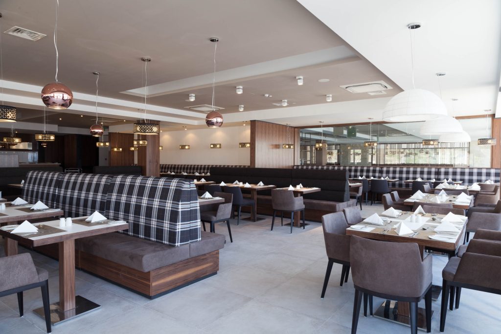 ESE Junior Club Salini Resort Restaurant 2