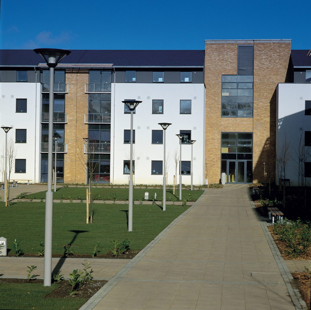 Glenomena External 02