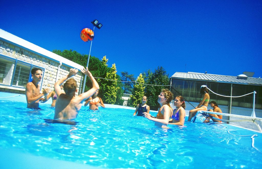 swimming pool