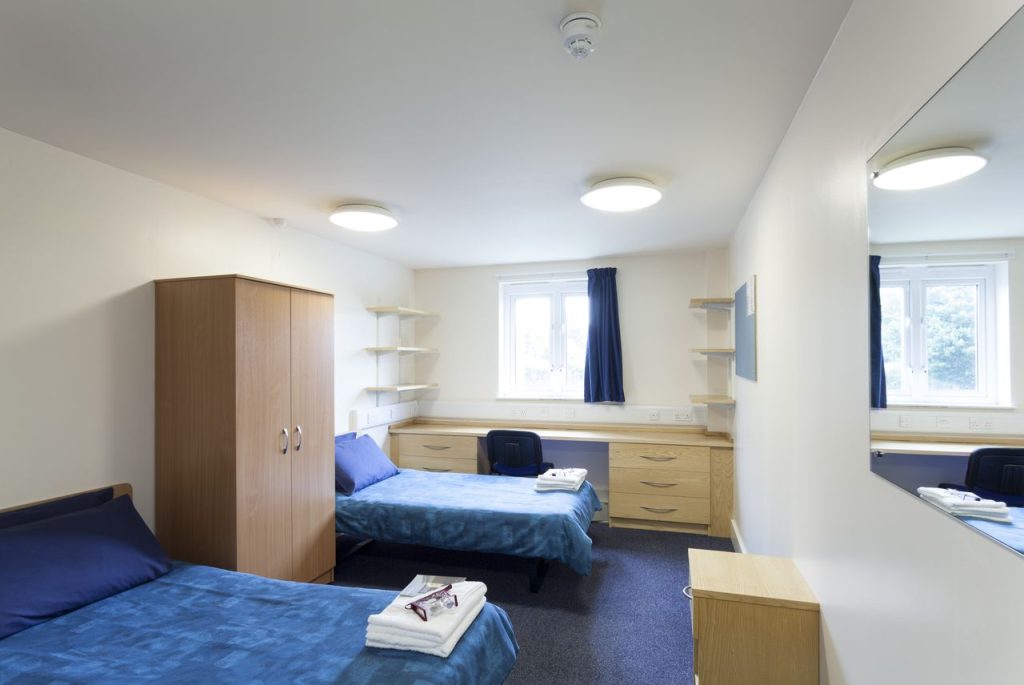 787395-harrow-hall-interior-twin-ensuite1-web-1280