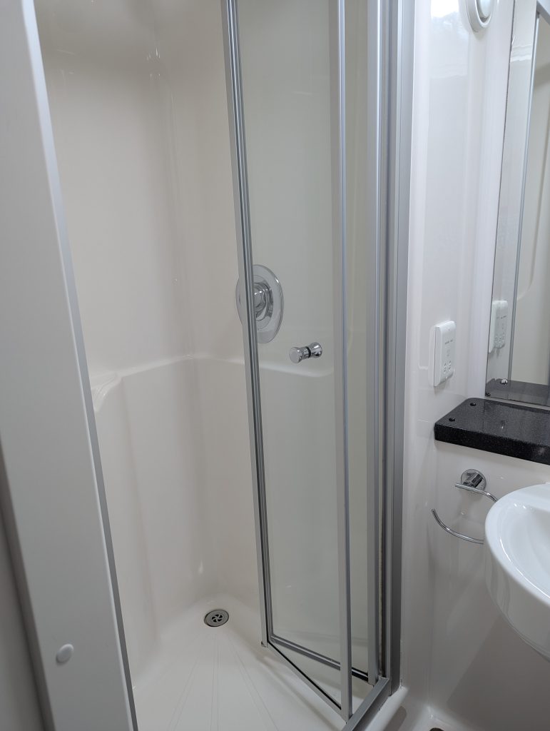 Newcastle accommodation shower