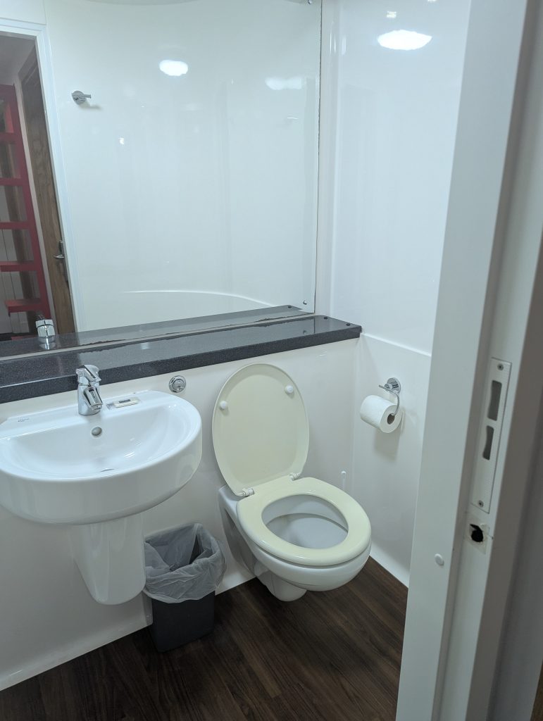 Newcastle accommodation toilet